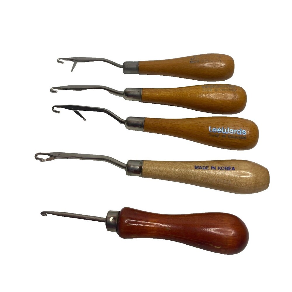 5 Vintage Wood Handle Latch Hooks Rug Making Tool LeeWards England